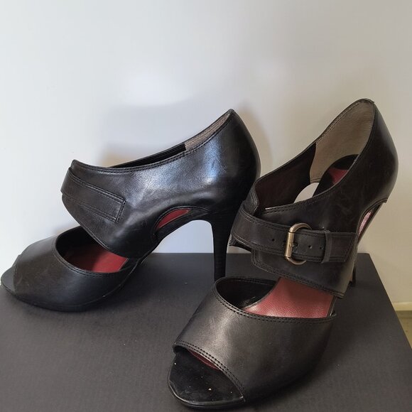 Max Studio Leather Heels 7.5 - Picture 1 of 8